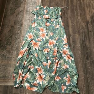 Women’s tropical print maxi dress, size small, floral print